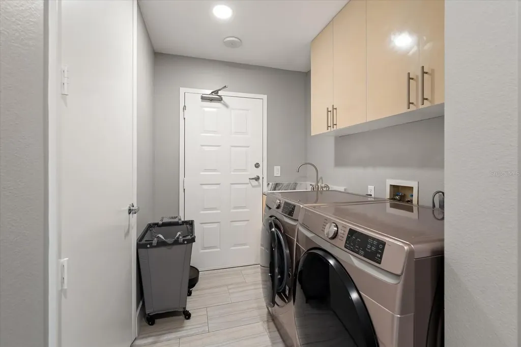 1560 Gulf Boulevard Clearwater FL 33767