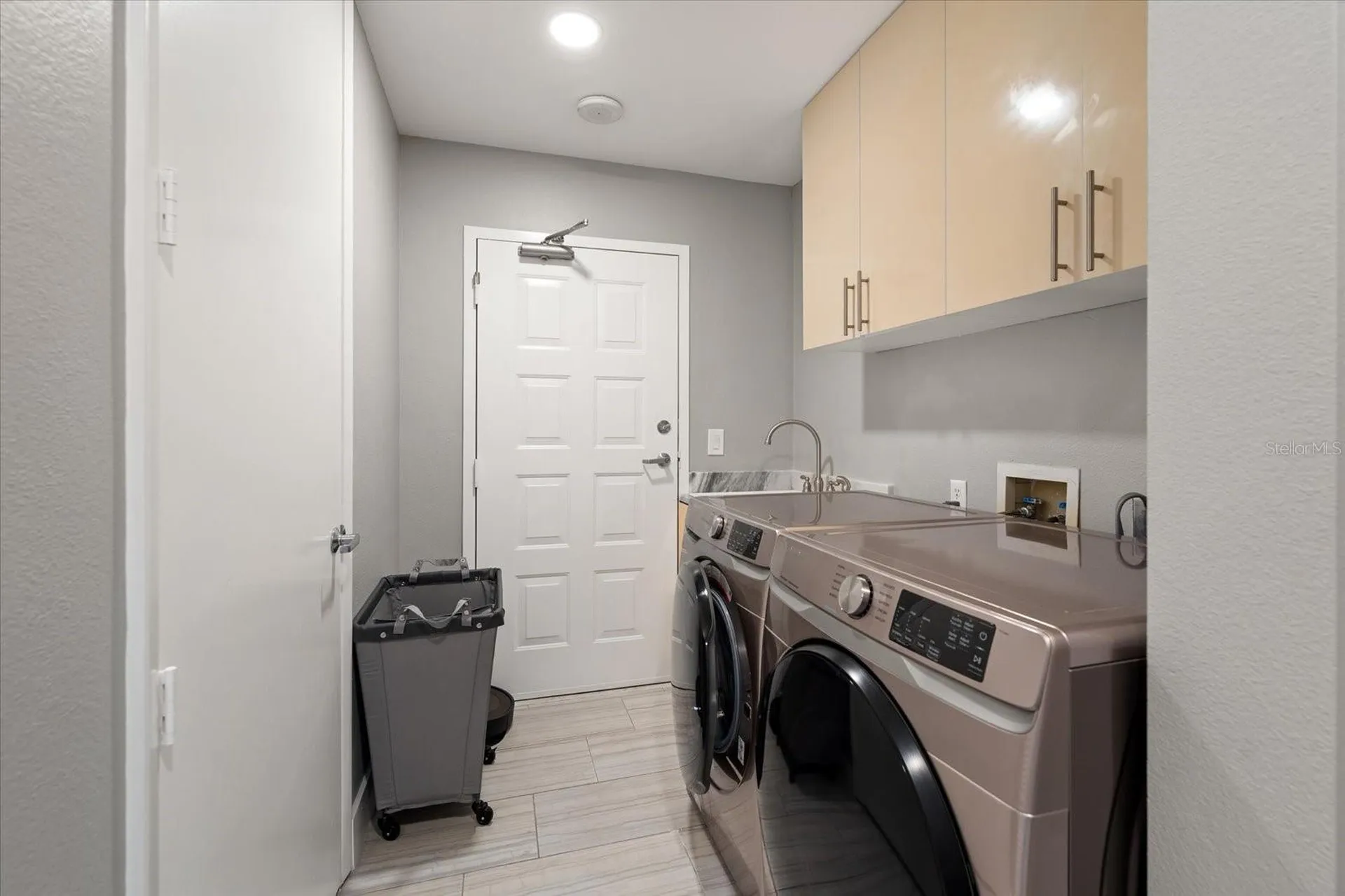 1560 Gulf Boulevard Clearwater FL 33767