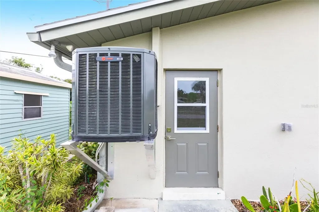326 W Grace Street Punta Gorda FL 33950