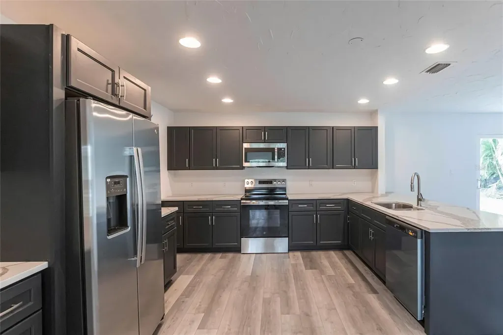 326 W Grace Street Punta Gorda FL 33950