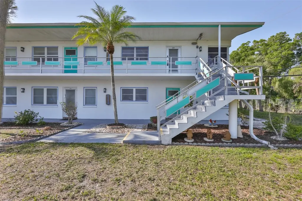 6100 21st Street N St Petersburg FL 33714