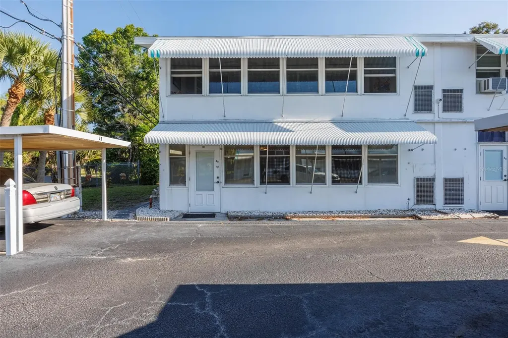 6100 21st Street N St Petersburg FL 33714
