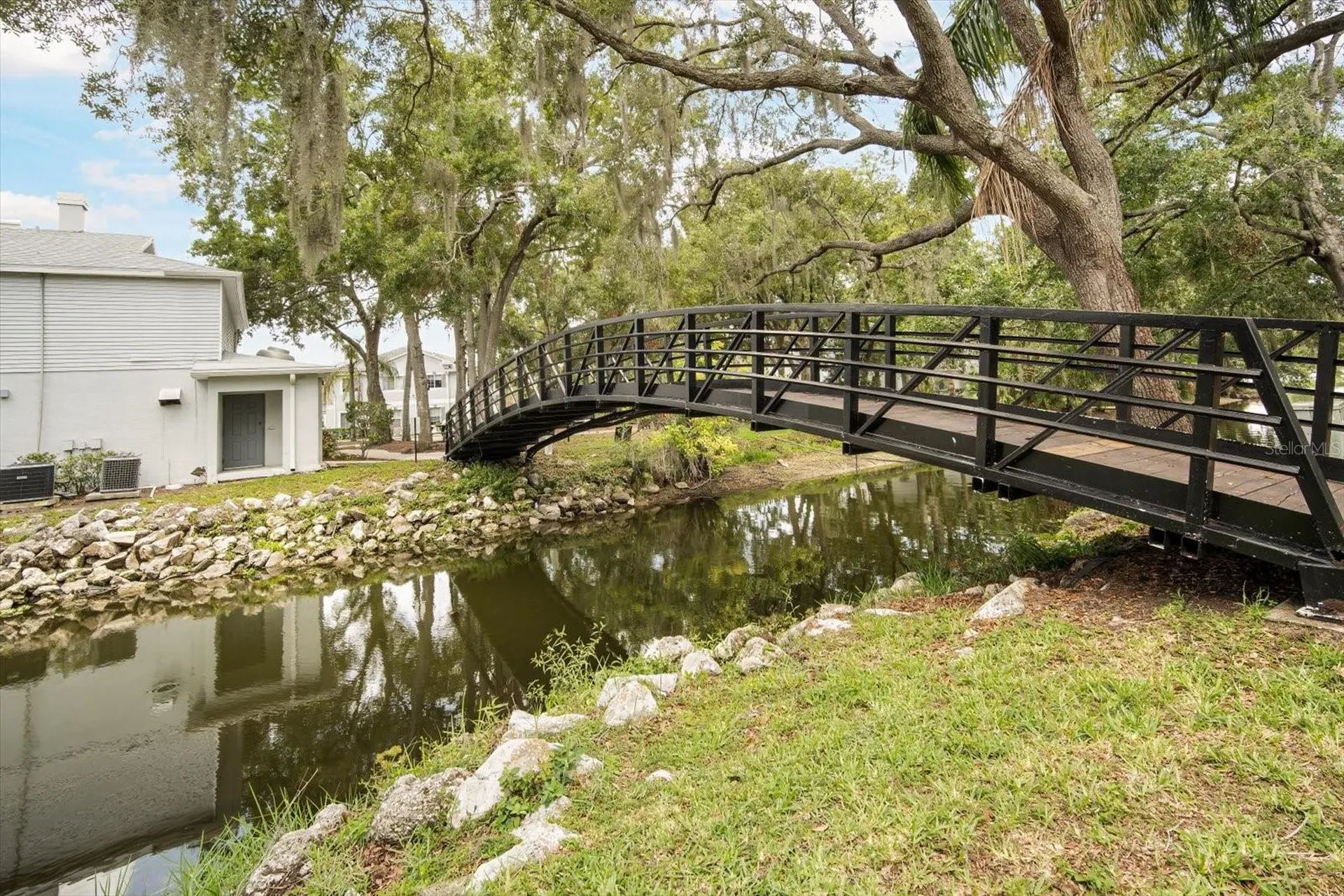 4130 Dolphin Drive Tampa FL 33617