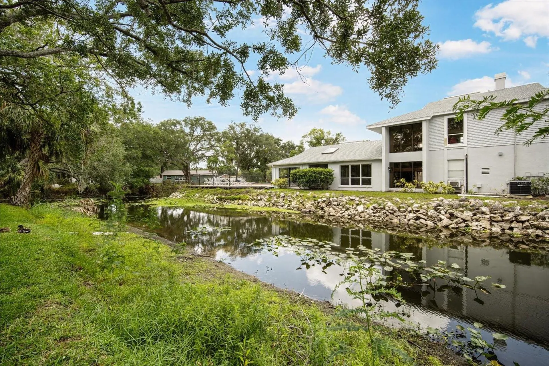 4130 Dolphin Drive Tampa FL 33617