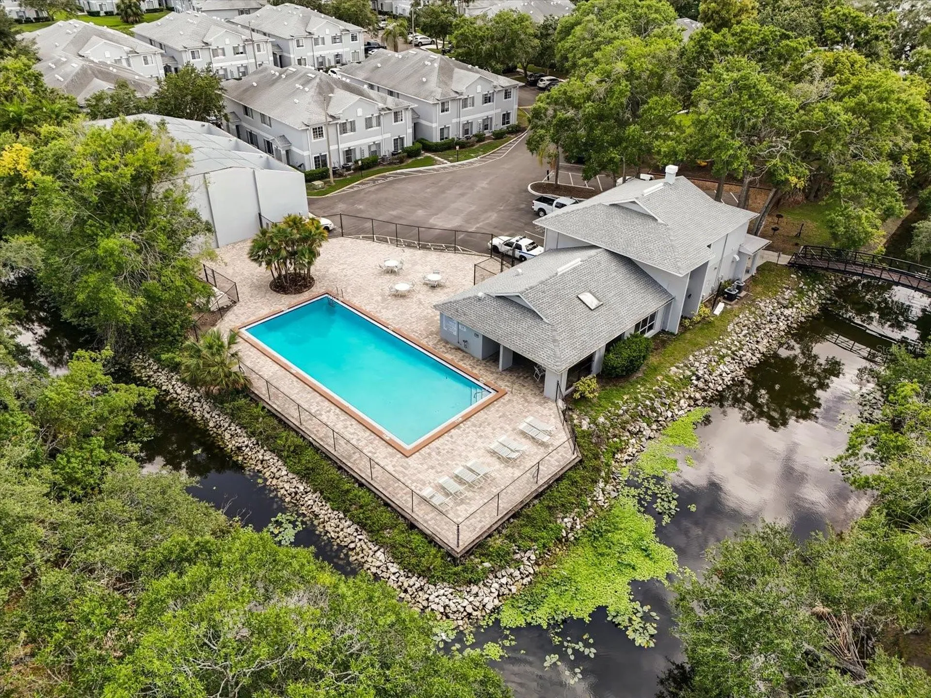 4130 Dolphin Drive Tampa FL 33617
