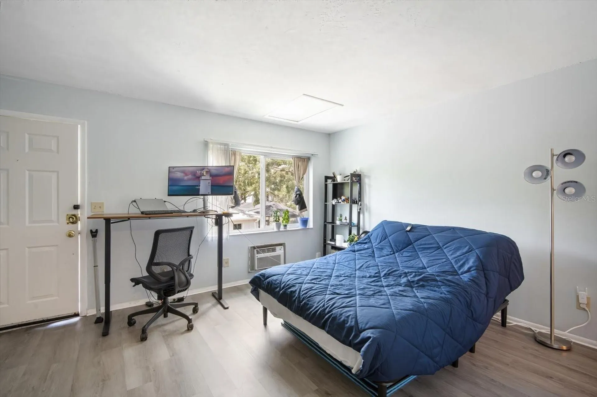 4130 Dolphin Drive Tampa FL 33617