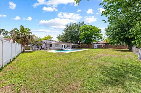 6137 Bass Highway St Cloud FL 34771