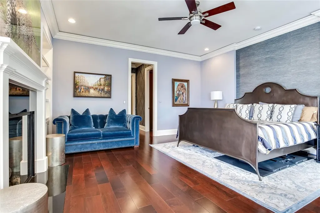 52 Ladoga Avenue Tampa FL 33606
