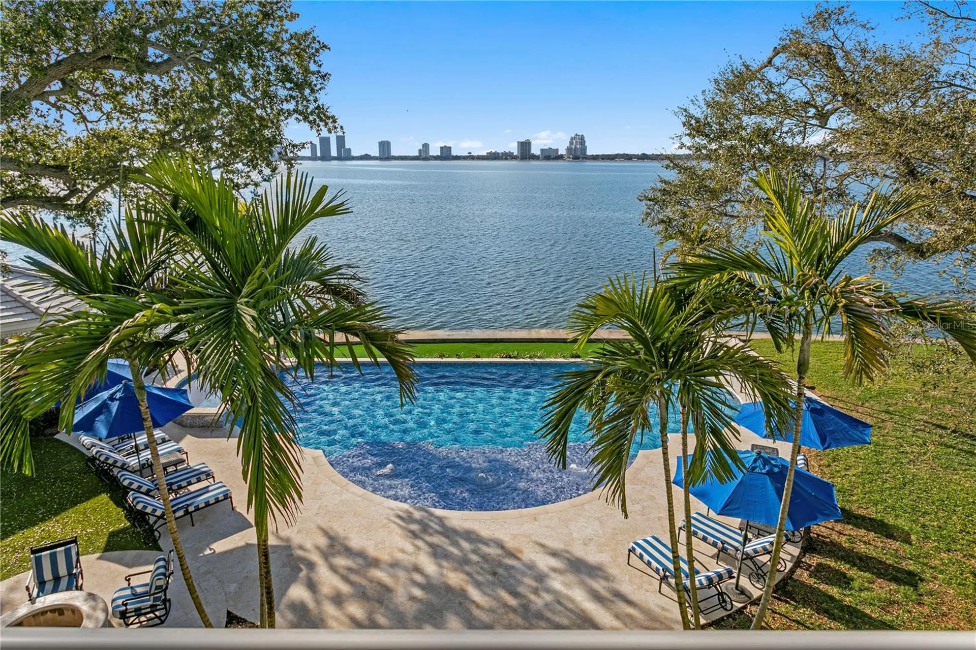 52 Ladoga Avenue Tampa FL 33606