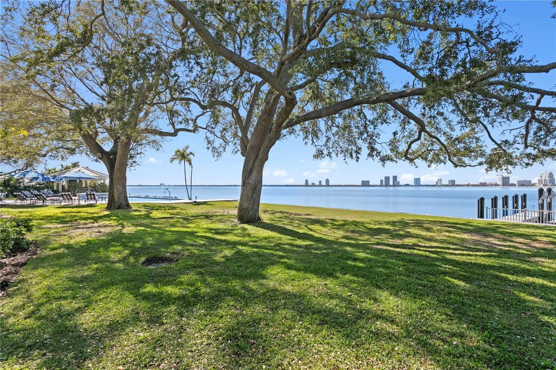 52 Ladoga Avenue Tampa FL 33606