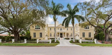 52 Ladoga Avenue Tampa FL 33606