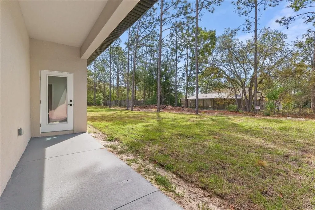 8677 N Circular Way Citrus Springs FL 34434
