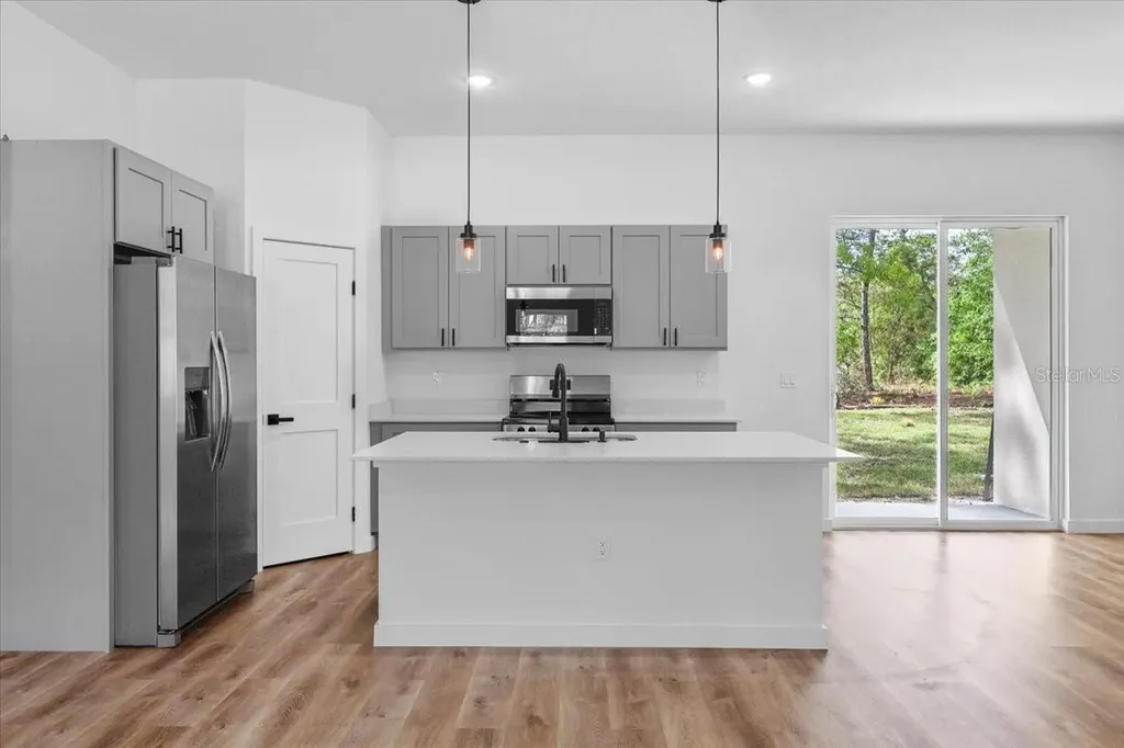8677 N Circular Way Citrus Springs FL 34434