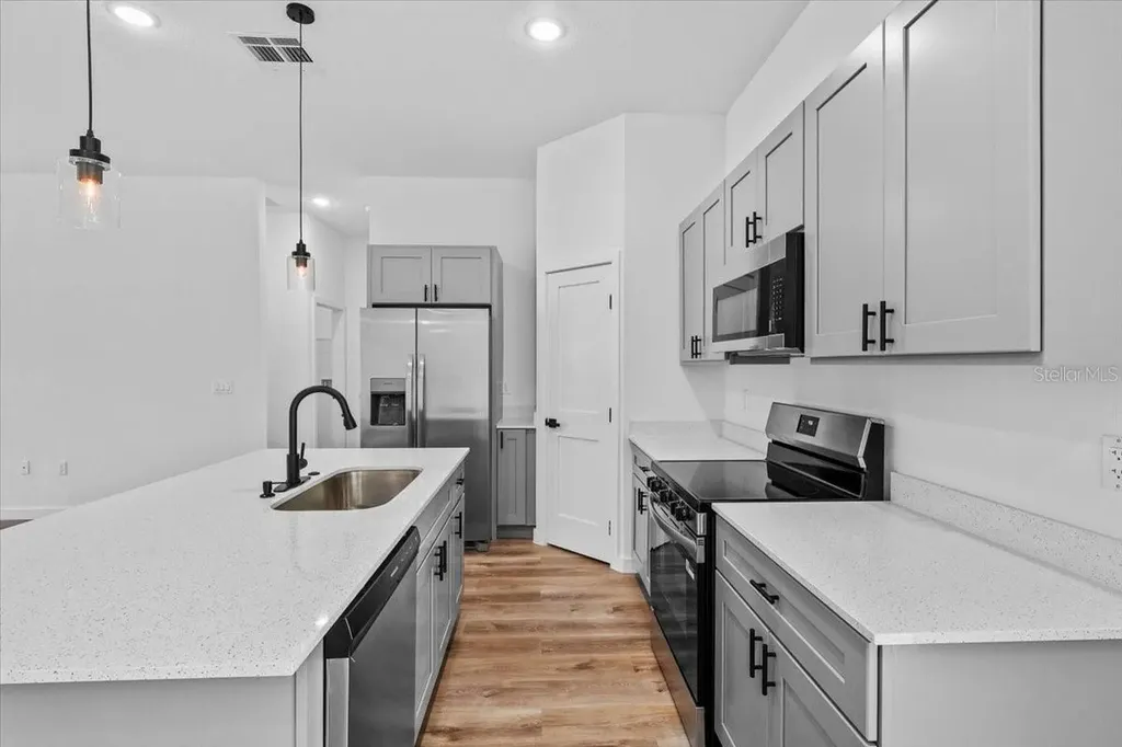 8677 N Circular Way Citrus Springs FL 34434