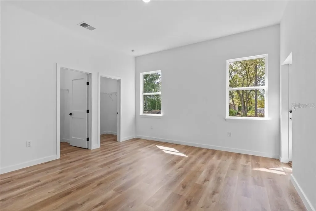 8677 N Circular Way Citrus Springs FL 34434