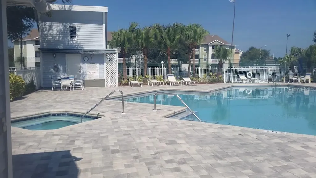 455 Alt 19 S Palm Harbor FL 34683