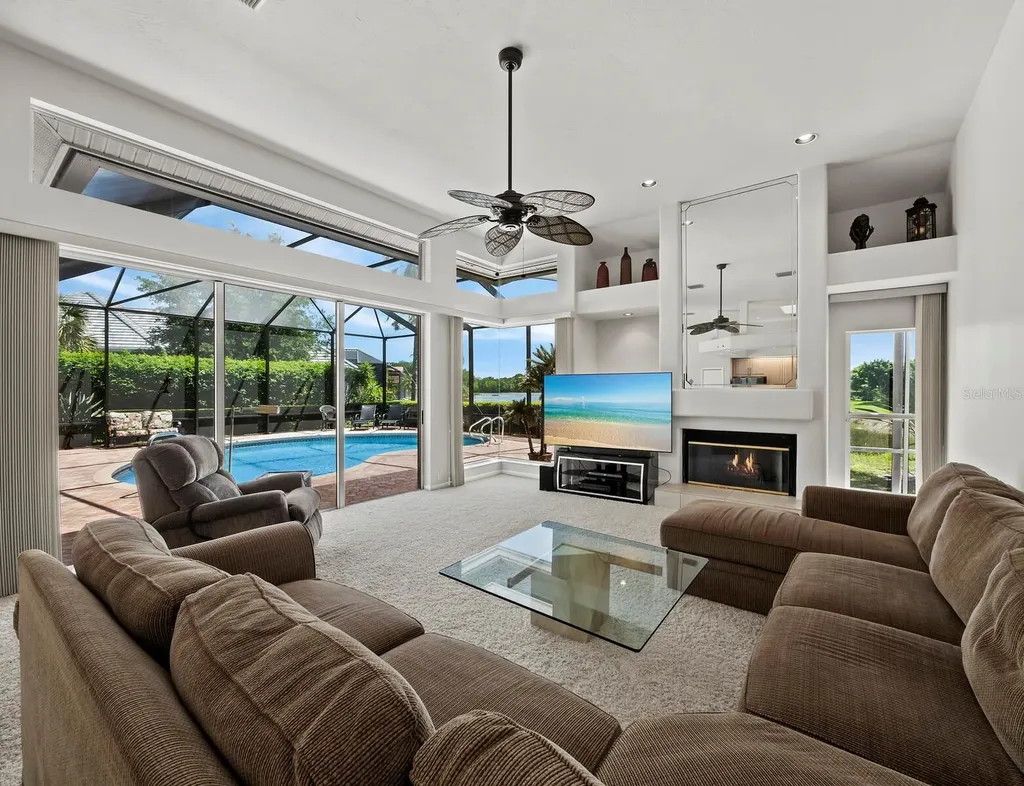 8615 Woodbriar Drive Sarasota FL 34238