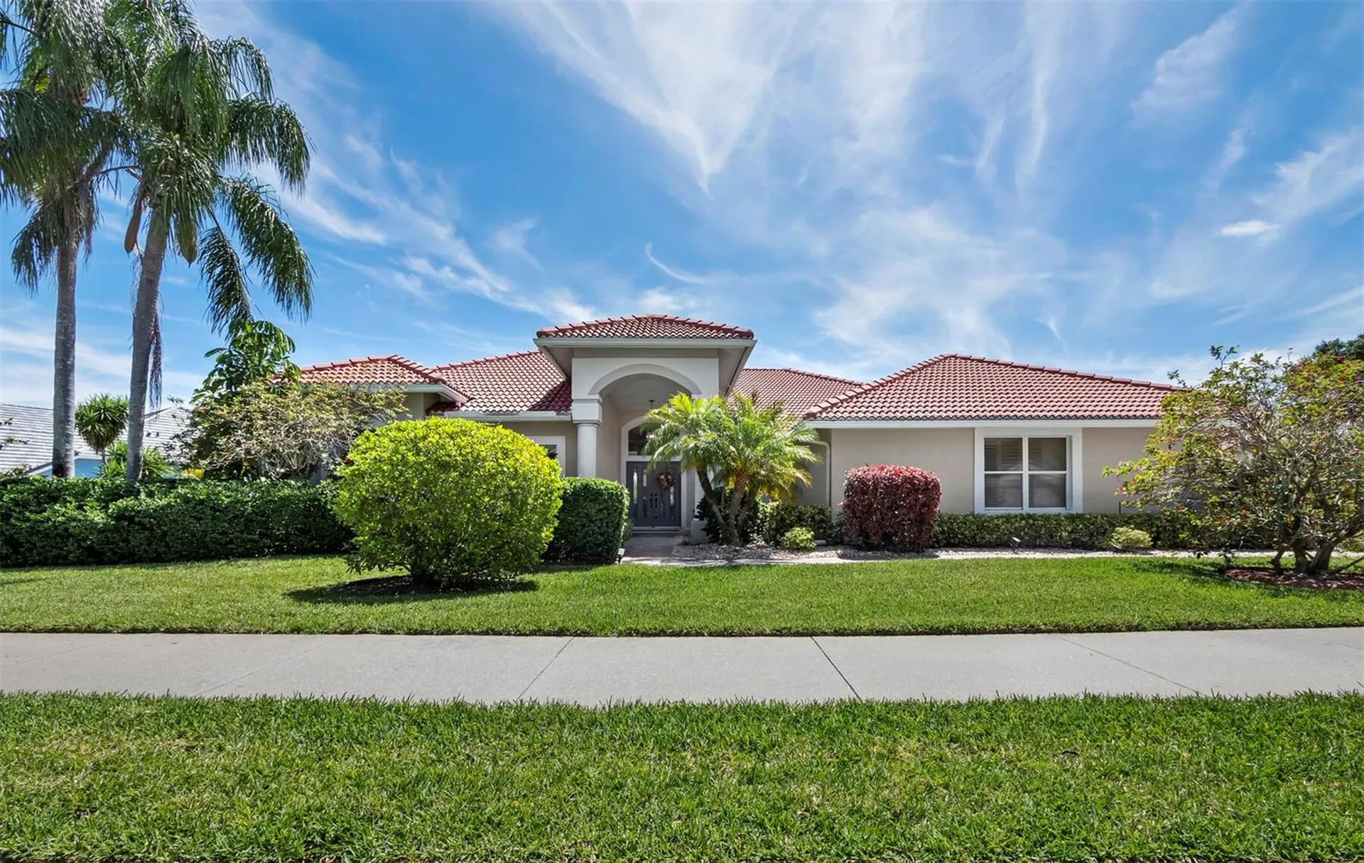 Sarasota FL, 8615 Woodbriar Drive