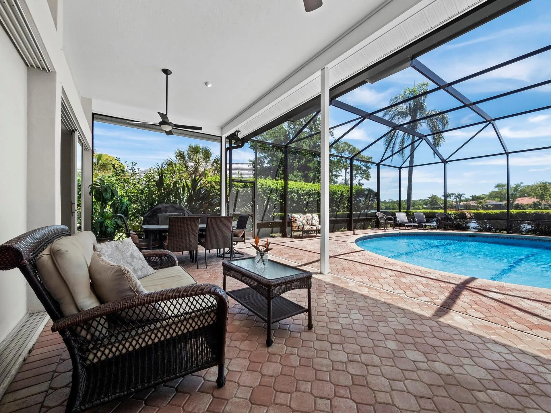 8615 Woodbriar Drive Sarasota FL 34238