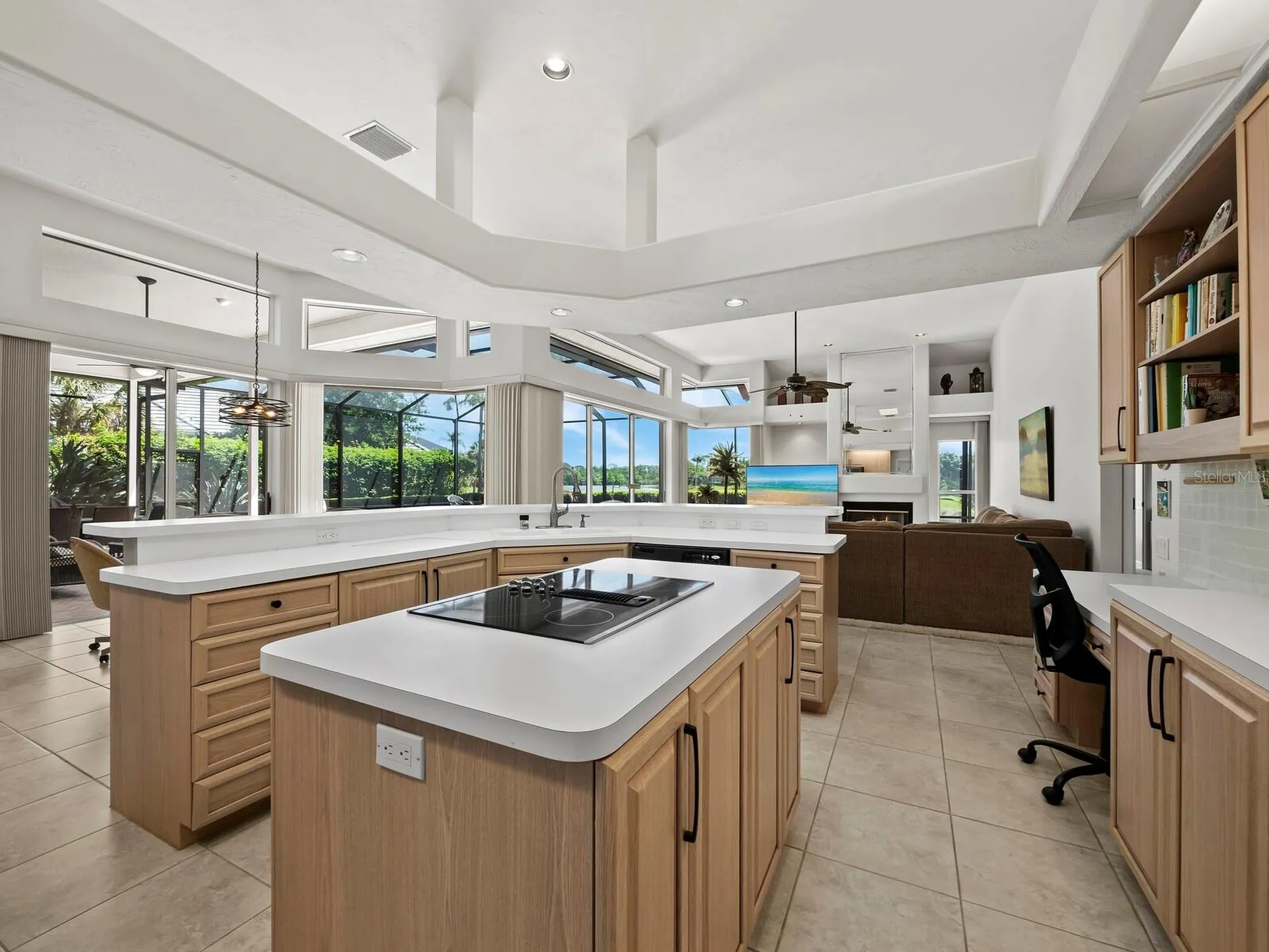 8615 Woodbriar Drive Sarasota FL 34238