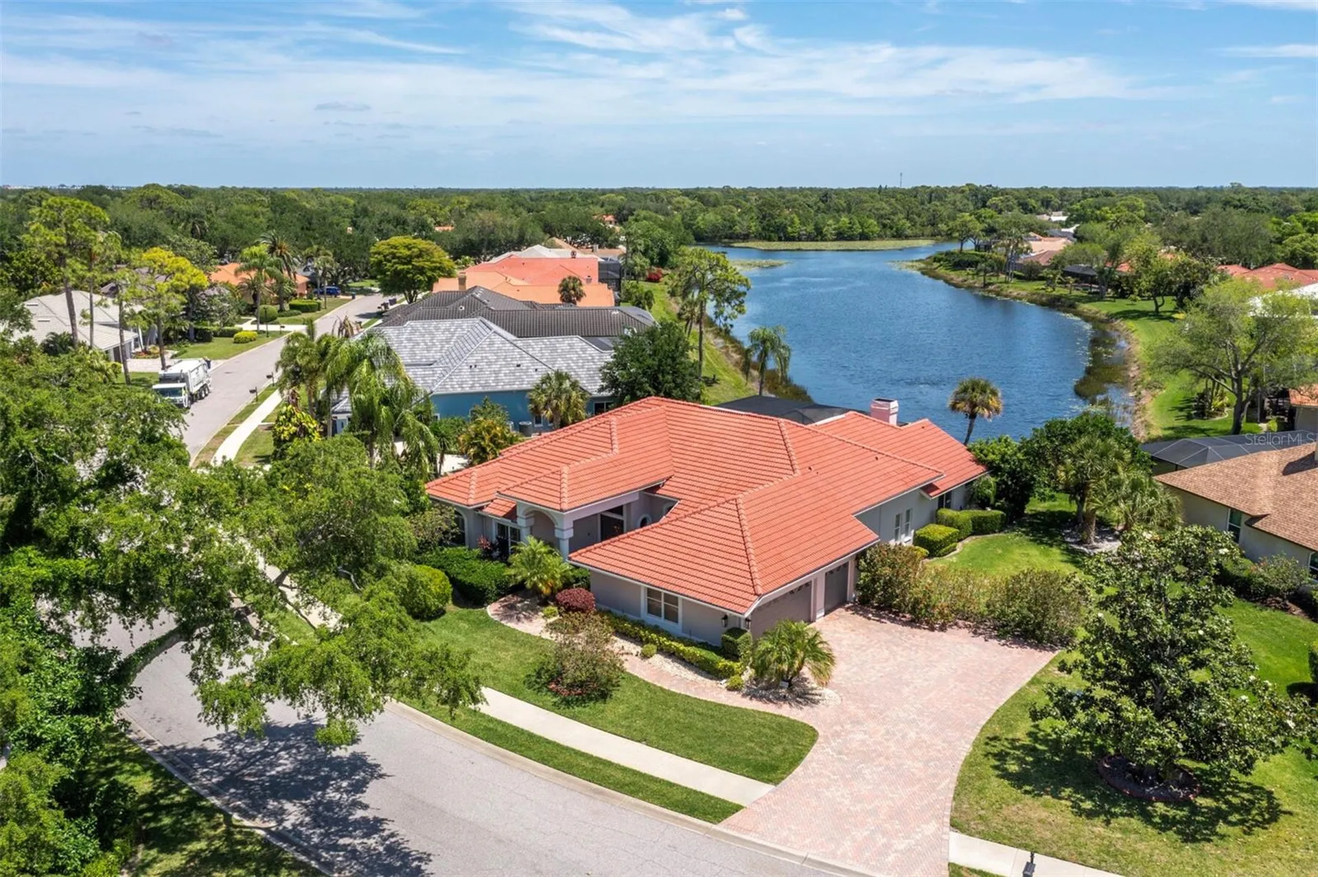 8615 Woodbriar Drive Sarasota FL 34238