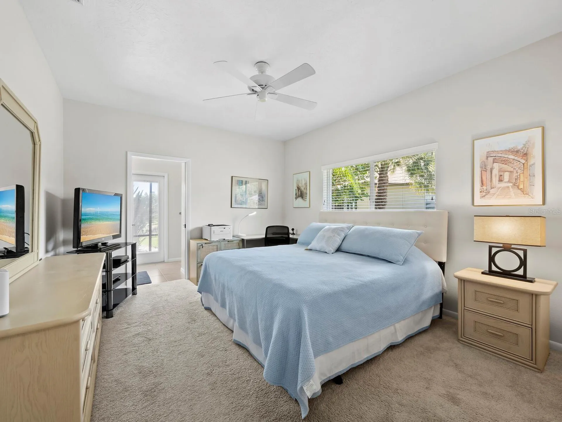 8615 Woodbriar Drive Sarasota FL 34238