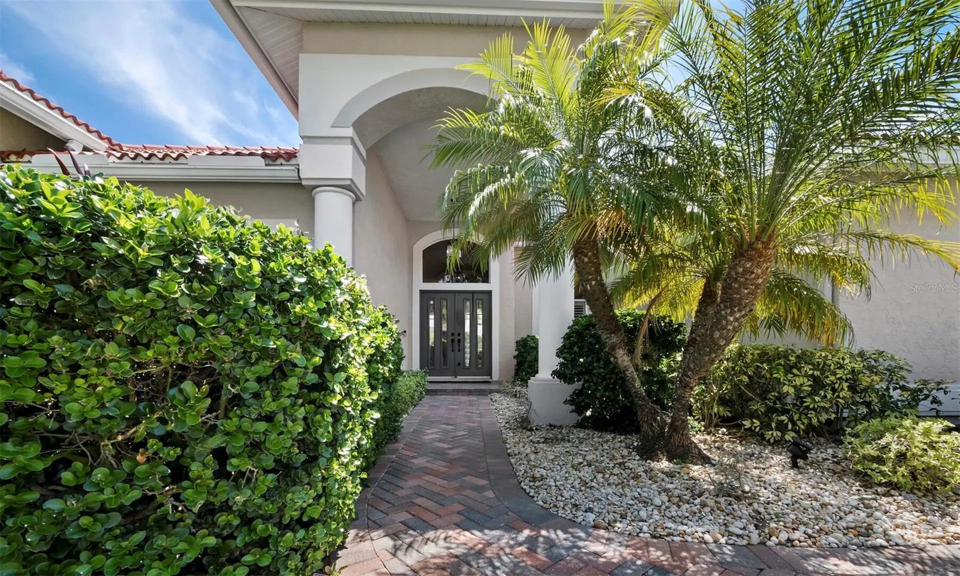 8615 Woodbriar Drive Sarasota FL 34238