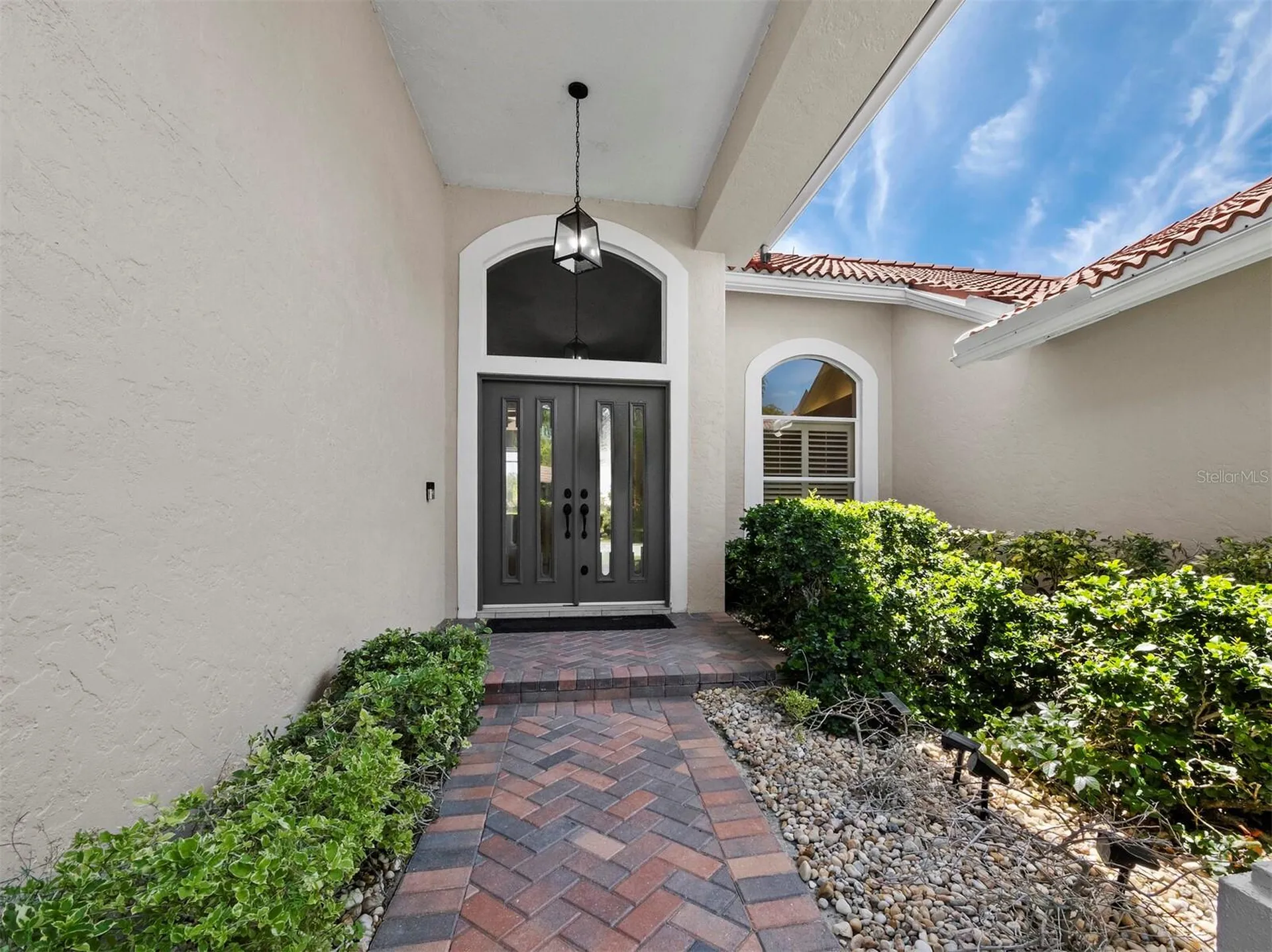 8615 Woodbriar Drive Sarasota FL 34238