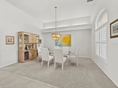 8615 Woodbriar Drive Sarasota FL 34238