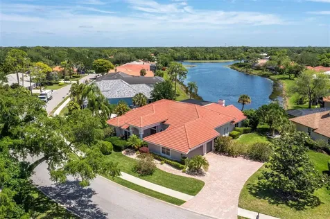 8615 Woodbriar Drive Sarasota FL 34238