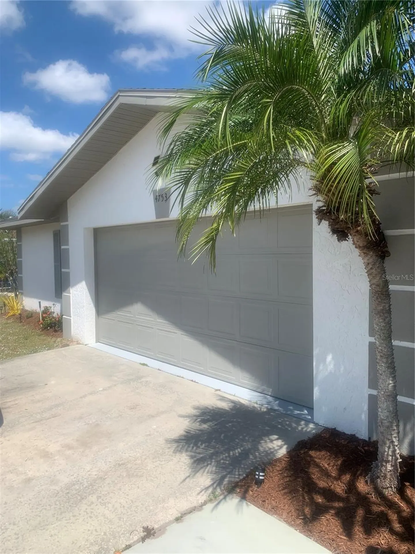 4753 Ringwood Meadow Sarasota FL 34235