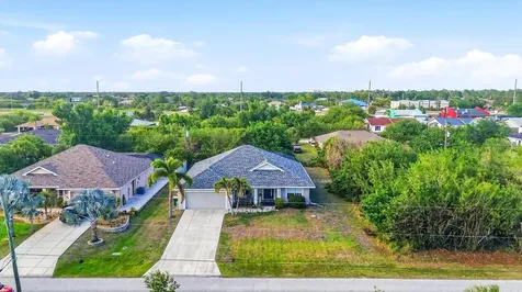 11200 Carnegie Avenue Englewood FL 34224