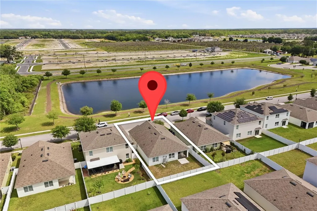 1823 Bluepoint Street St Cloud FL 34771