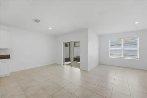 1823 Bluepoint Street St Cloud FL 34771