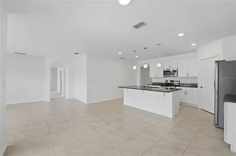 1823 Bluepoint Street St Cloud FL 34771