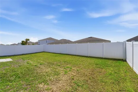 1823 Bluepoint Street St Cloud FL 34771
