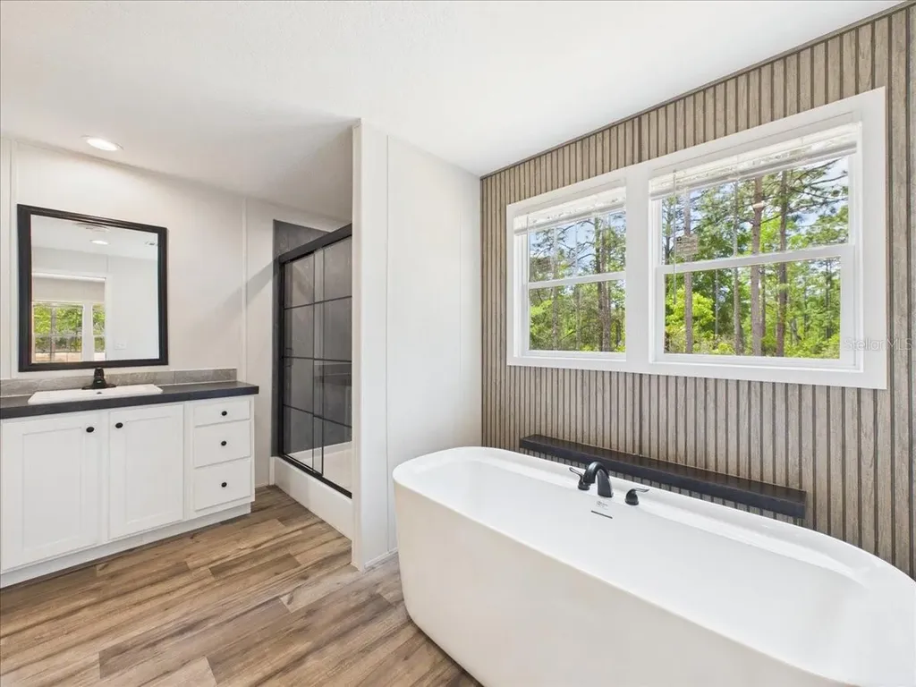 137 Beulah Drive Hawthorne FL 32640