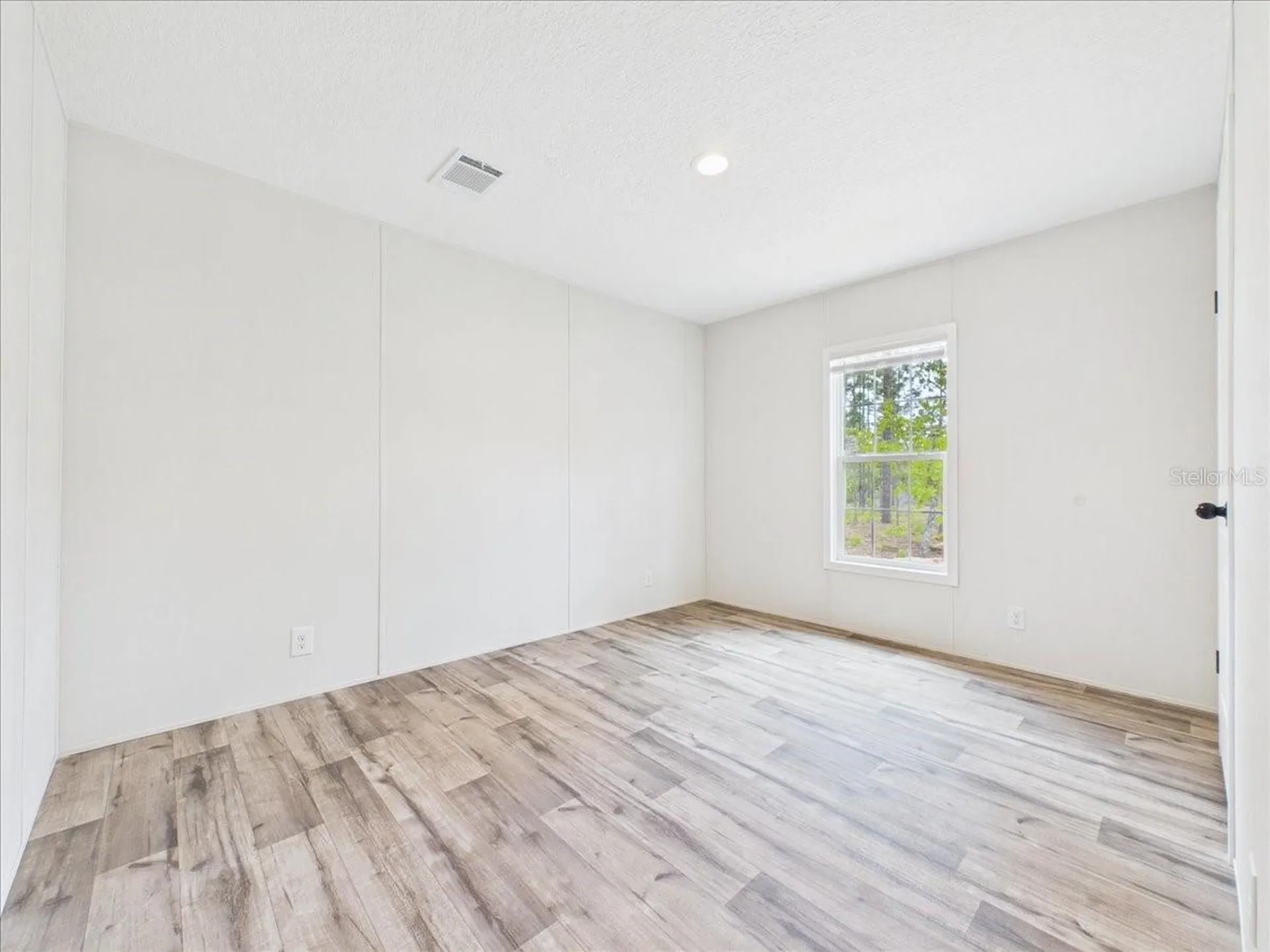 137 Beulah Drive Hawthorne FL 32640
