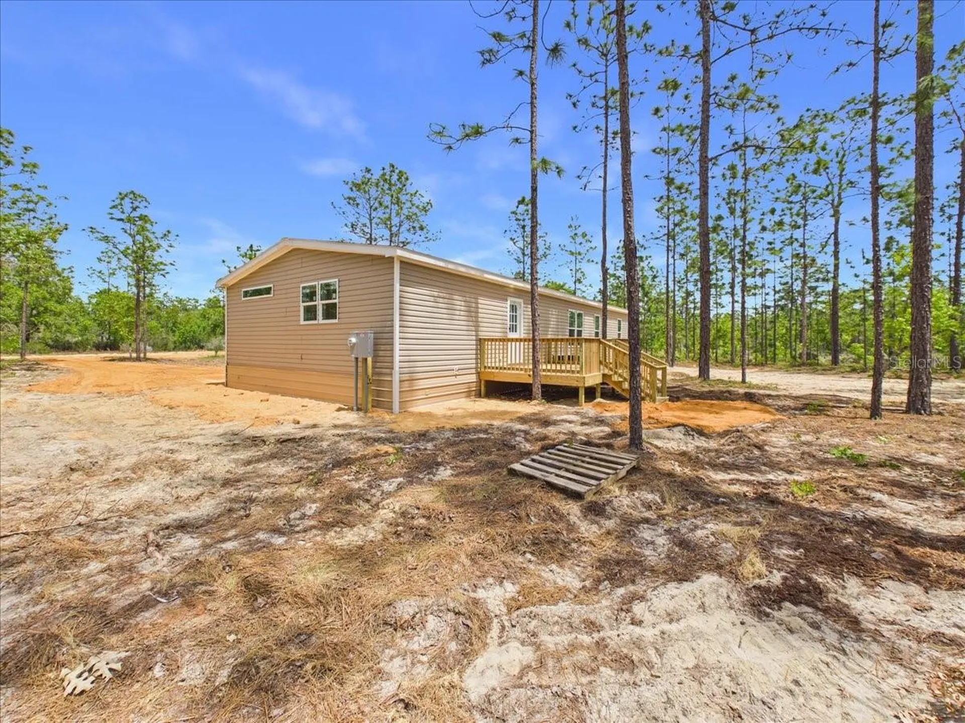 137 Beulah Drive Hawthorne FL 32640