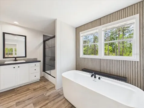 137 Beulah Drive Hawthorne FL 32640
