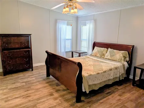 25836 Manhattan Lane Astor FL 32102