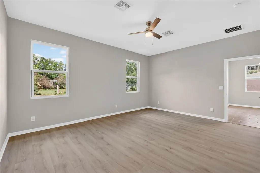 38905 Pine Street Umatilla FL 32784