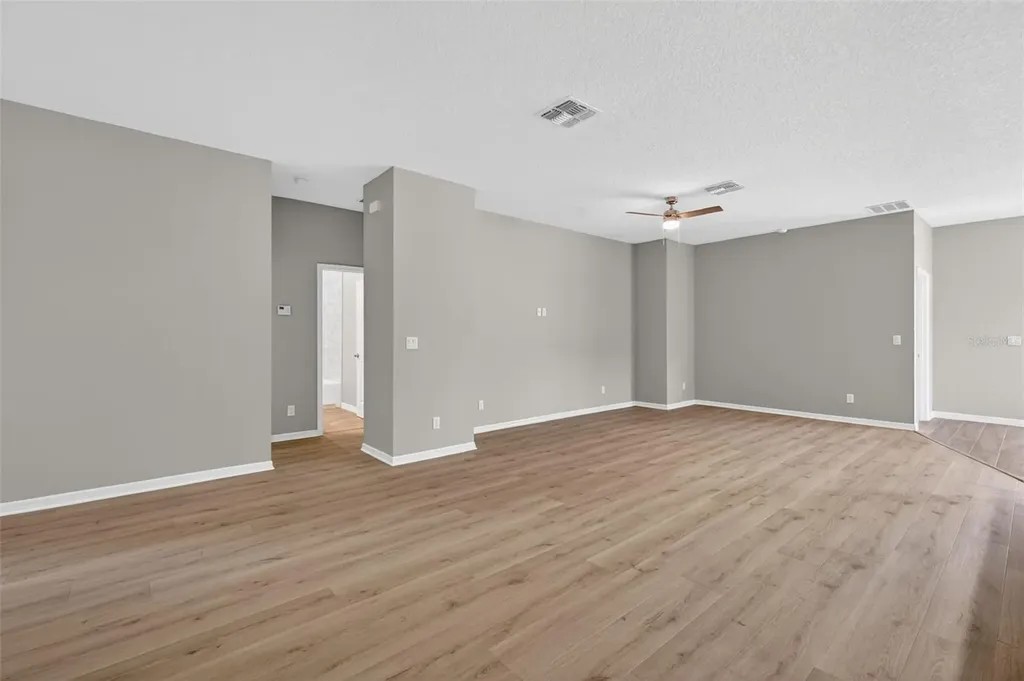 38905 Pine Street Umatilla FL 32784