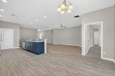 38905 Pine Street Umatilla FL 32784