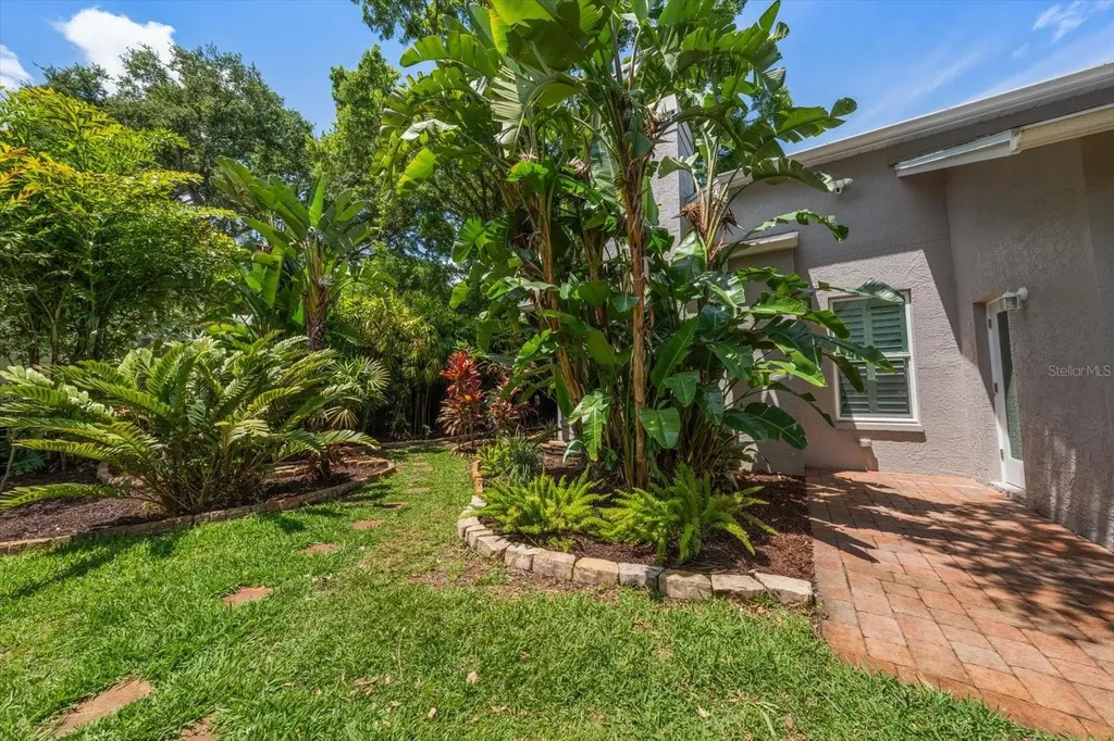 1211 Willowick Circle Safety Harbor FL 34695