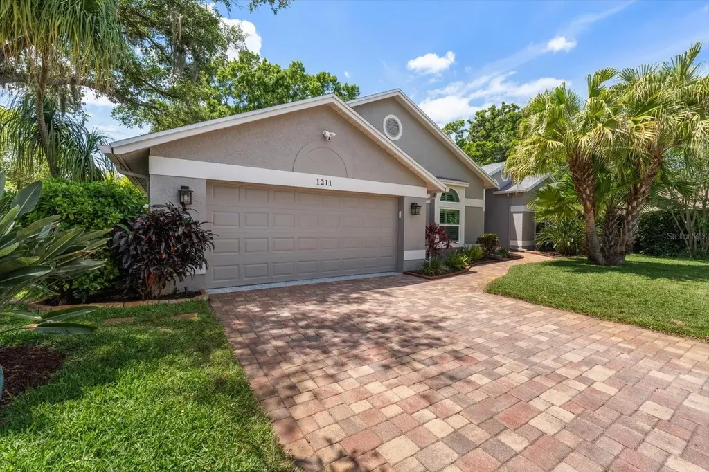 1211 Willowick Circle Safety Harbor FL 34695