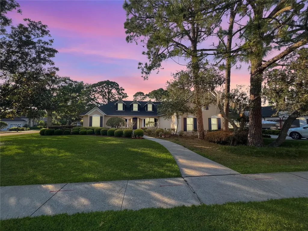 8537 Redleaf Lane Orlando FL 32819