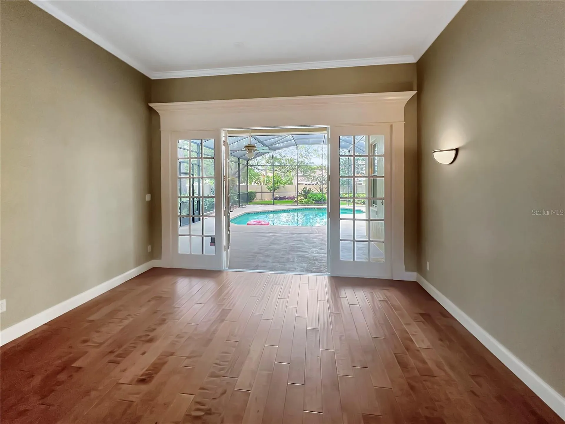 8537 Redleaf Lane Orlando FL 32819