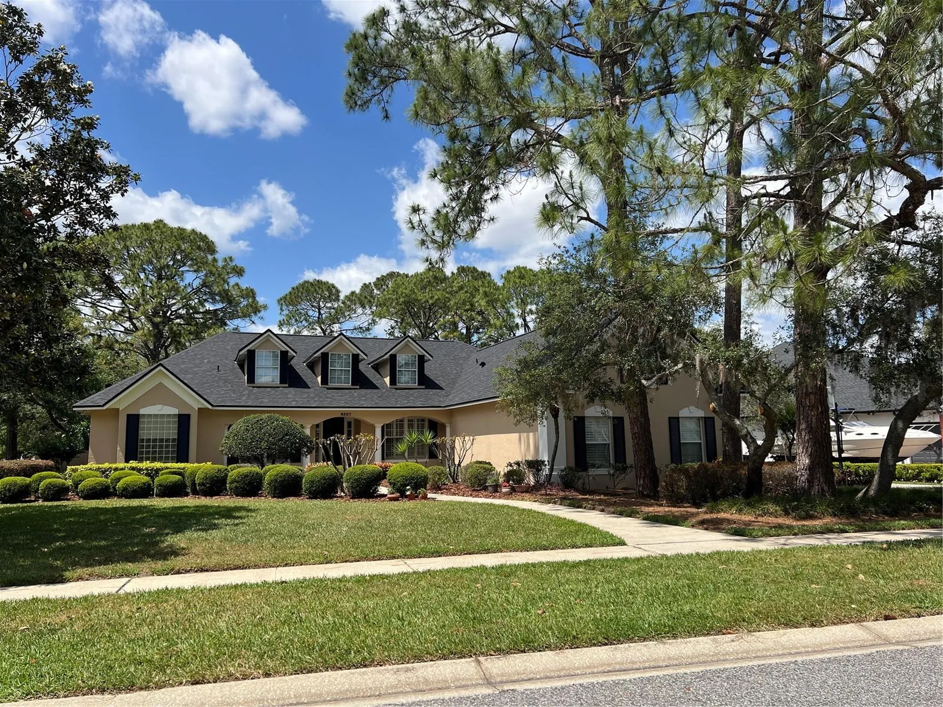8537 Redleaf Lane Orlando FL 32819