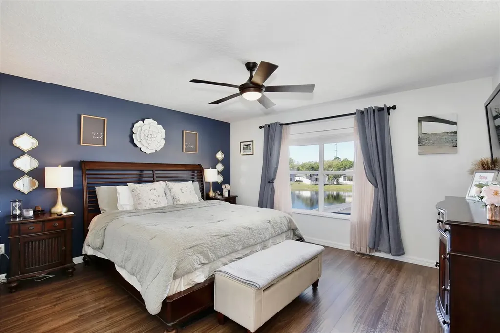 2115 Heathwood Circle Orlando FL 32828